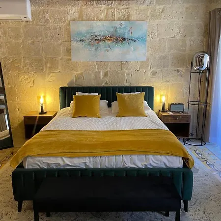 Babel Bed & Breakfast 3*